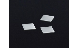 MgO Wafers 5x5x0.5mm <111> SSP